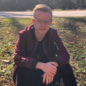 Meet your Posher, Seth